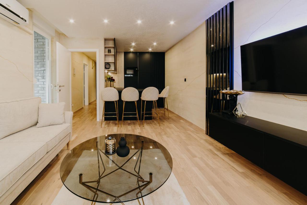 Apartman Stari Toranj II Apartment Vukovar Exterior foto