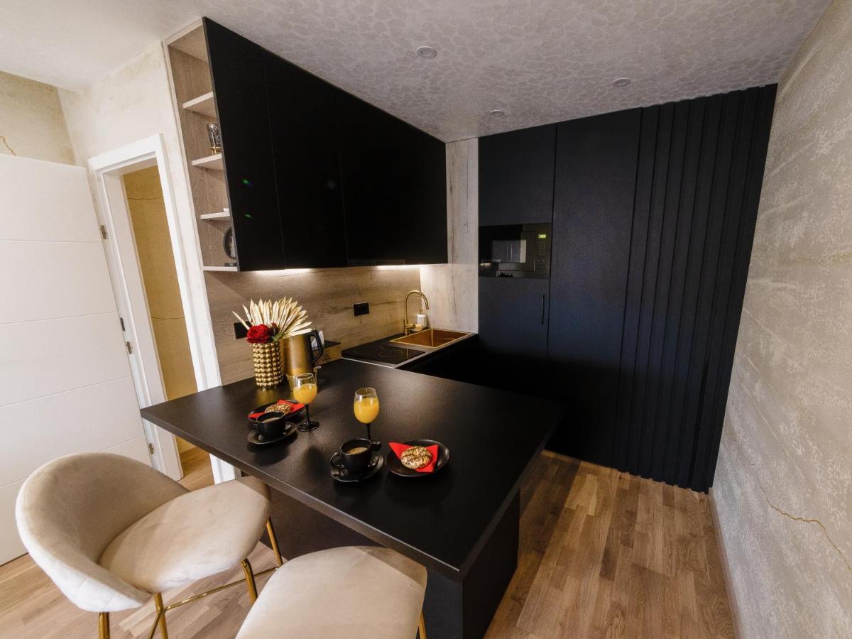 Apartman Stari Toranj II Apartment Vukovar Exterior foto